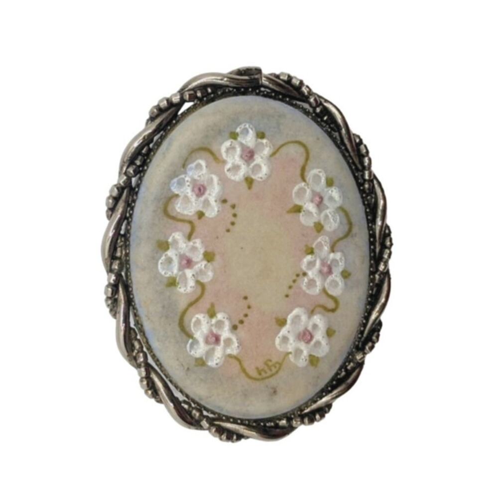 Artisan Daisy Painted Porcelain Brooch Pastel Vintage Flowers Silver Tone Pin